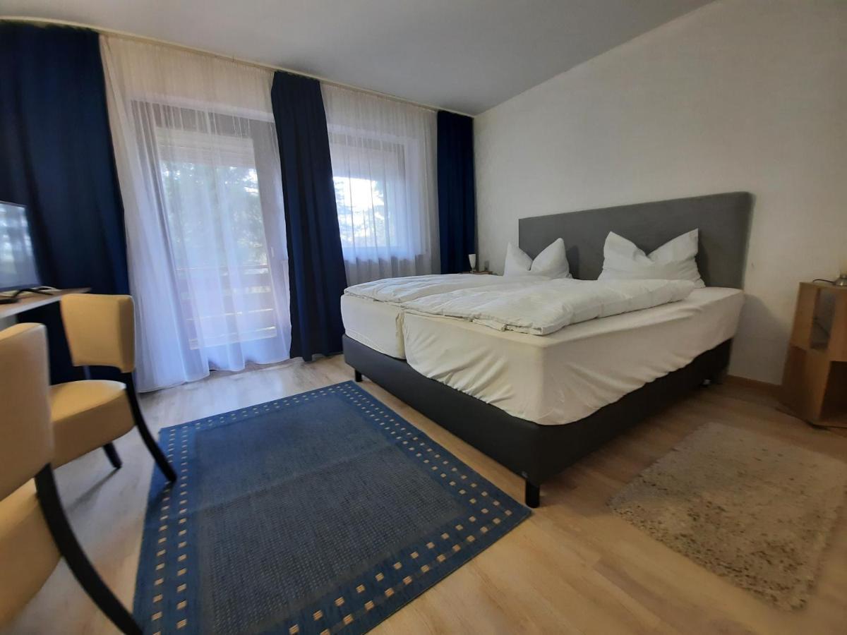 Hotel Pension Bluechersruh บาด แบร์เน็ค อิม ฟิชเทลเกอเบียร์เกอ ภายนอก รูปภาพ