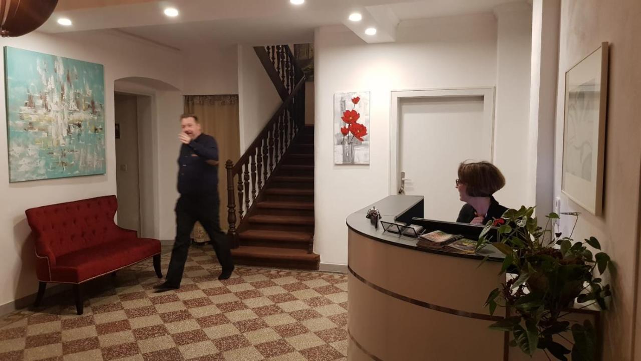 Hotel Pension Bluechersruh บาด แบร์เน็ค อิม ฟิชเทลเกอเบียร์เกอ ภายนอก รูปภาพ
