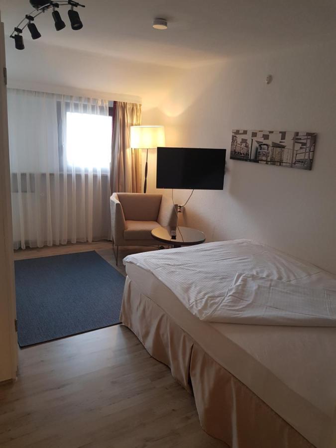 Hotel Pension Bluechersruh บาด แบร์เน็ค อิม ฟิชเทลเกอเบียร์เกอ ภายนอก รูปภาพ
